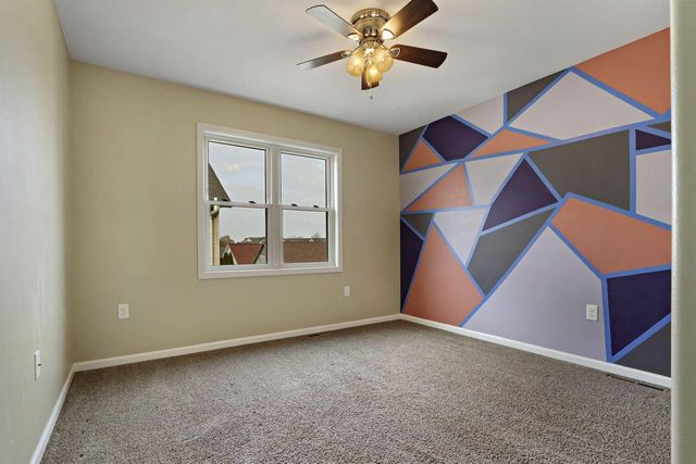 1172 Springbrook DRIVE, Burlington, WI 53105