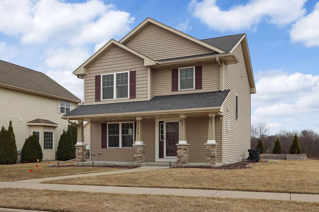 1172 Springbrook DRIVE, Burlington, WI 53105