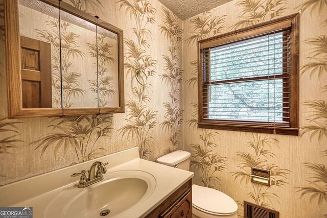 260 Brookwood Way SE, Conyers, GA 30094