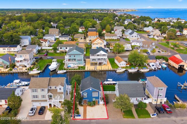 93 Baltic Avenue, Waretown, NJ 08758