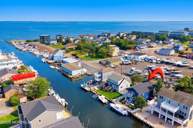 93 Baltic Avenue, Waretown, NJ 08758