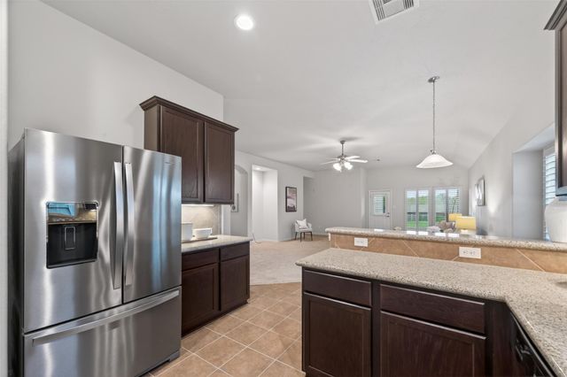 873 Grassy Knoll Trail, La Marque, TX 77568