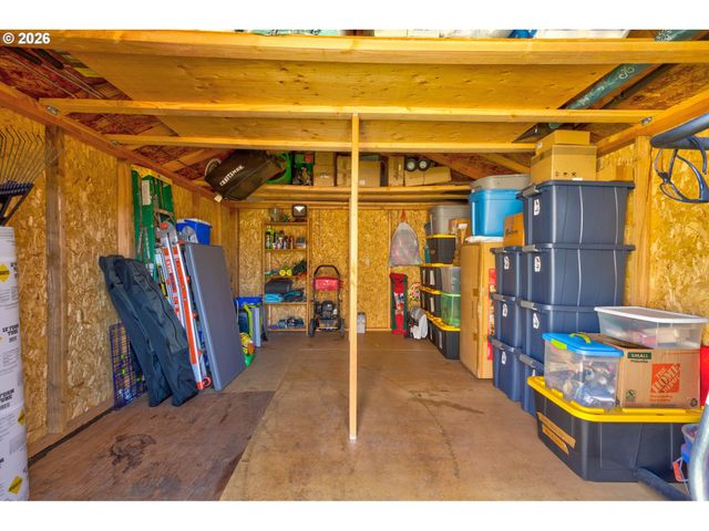 13900 Se HIGHWAY 212 185, Clackamas, OR 97015