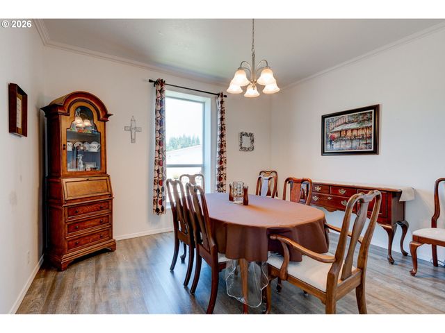 13900 Se HIGHWAY 212 185, Clackamas, OR 97015