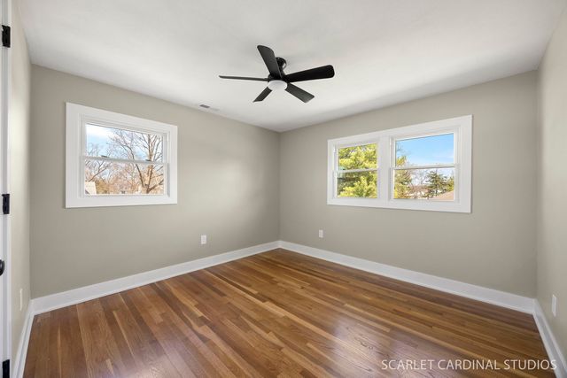 1300 S Wayside Drive, Villa Park, IL 60181