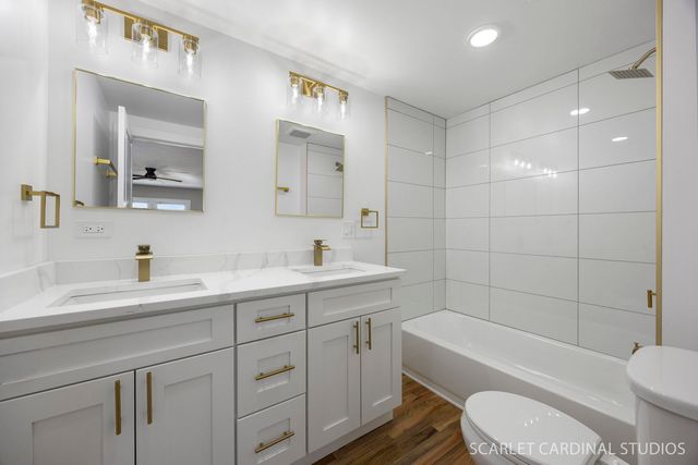 1300 S Wayside Drive, Villa Park, IL 60181