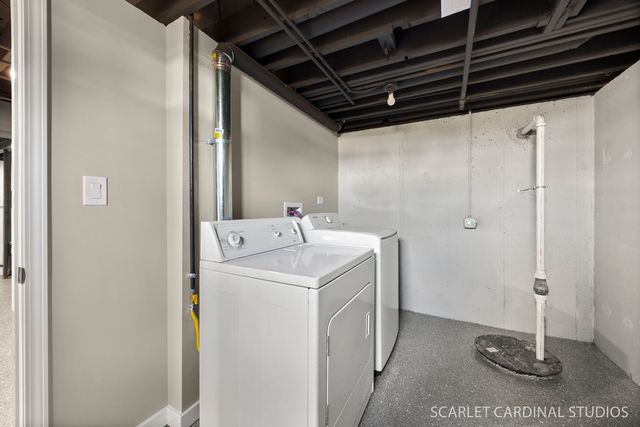 1300 S Wayside Drive, Villa Park, IL 60181