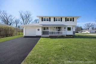 1300 S Wayside Drive, Villa Park, IL 60181