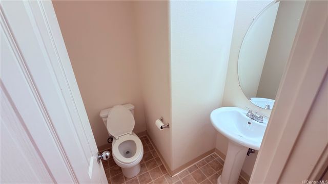 91-1031 Kaimalie Street 4T2, Ewa Beach, HI 96706