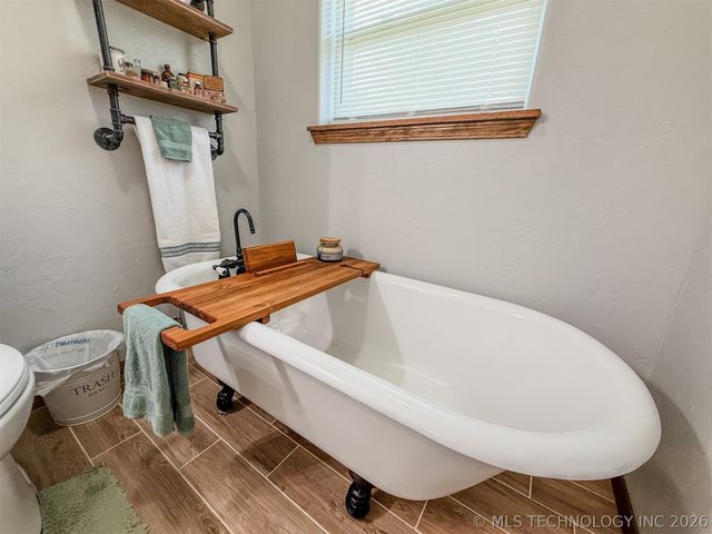 25101 Highway 82, Park Hill, OK 74451