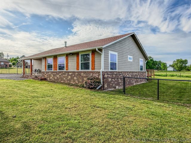 25101 Highway 82, Park Hill, OK 74451