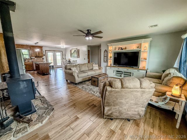 25101 Highway 82, Park Hill, OK 74451