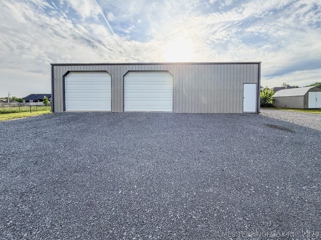 25101 Highway 82, Park Hill, OK 74451