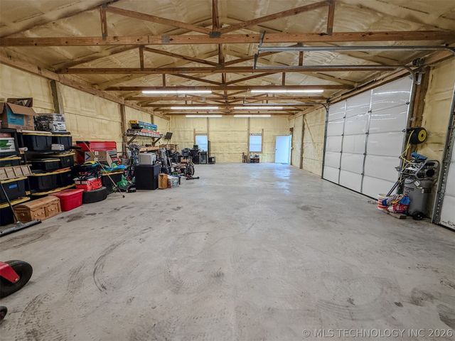 25101 Highway 82, Park Hill, OK 74451
