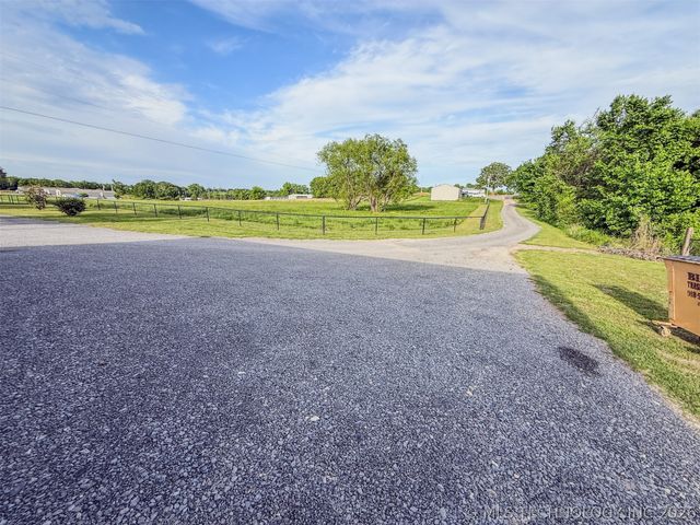 25101 Highway 82, Park Hill, OK 74451