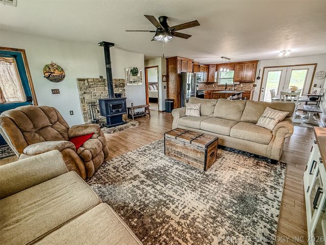 25101 Highway 82, Park Hill, OK 74451