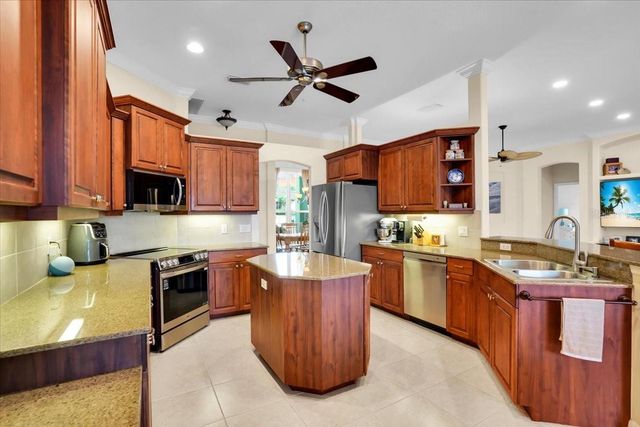 3336 LAKESIDE CIRCLE, Parrish, FL 34219