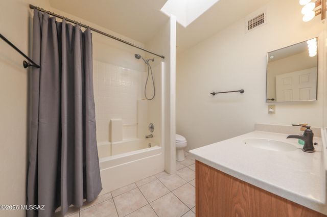 470 W Rio Flojo, Green Valley, AZ 85614