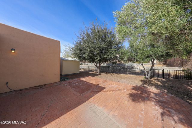 470 W Rio Flojo, Green Valley, AZ 85614