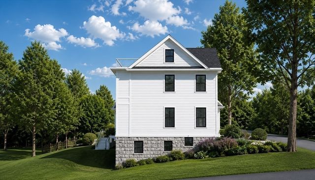53 Governor Long, Hingham, MA 02043