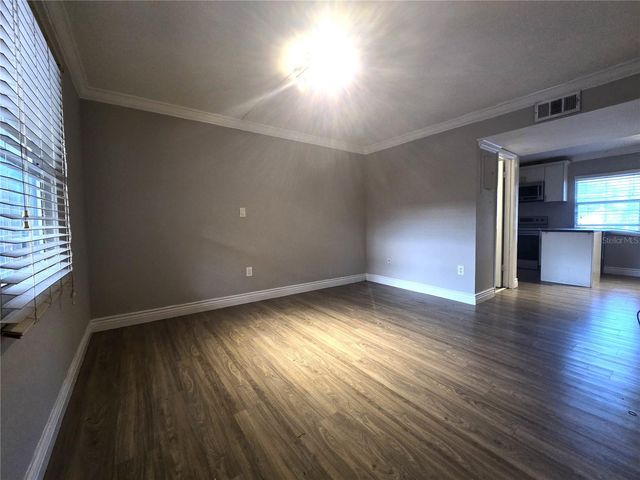 914 SW 8TH AVENUE 57, Gainesville, FL 32601