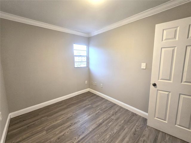 914 SW 8TH AVENUE 57, Gainesville, FL 32601