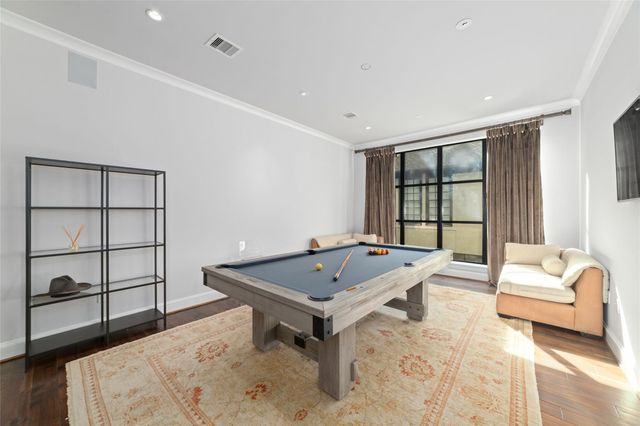 2221 Welch Street 201, Houston, TX 77019