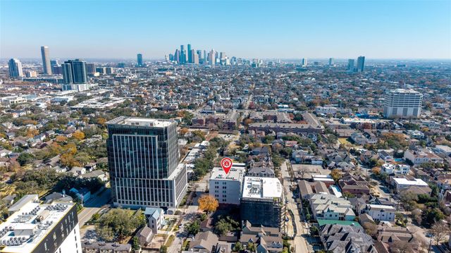 2221 Welch Street 201, Houston, TX 77019