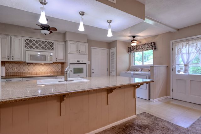 938 Nature Drive, Duncanville, TX 75116