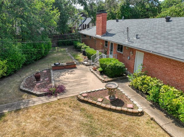 938 Nature Drive, Duncanville, TX 75116