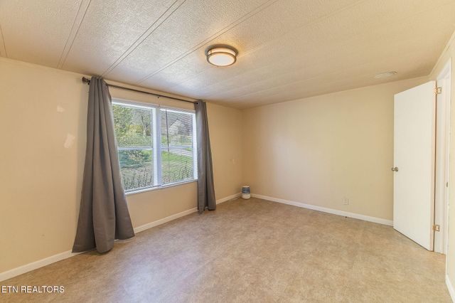 5197 Malone Rd, Loudon, TN 37774