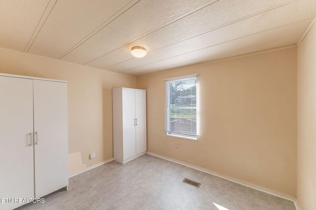 5197 Malone Rd, Loudon, TN 37774