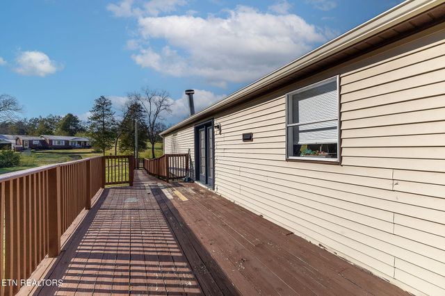 5197 Malone Rd, Loudon, TN 37774
