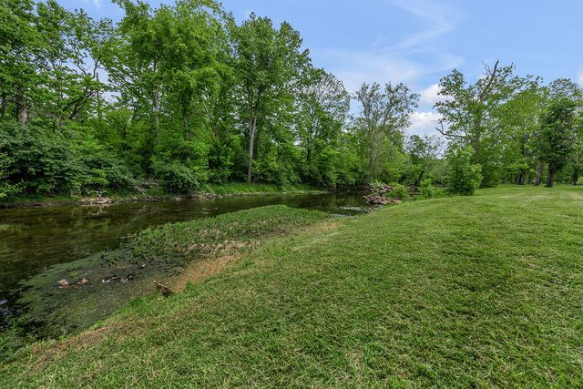 231 Creek Ridge Drive, Nicholasville, KY 40356