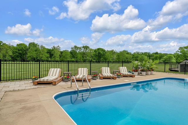 231 Creek Ridge Drive, Nicholasville, KY 40356