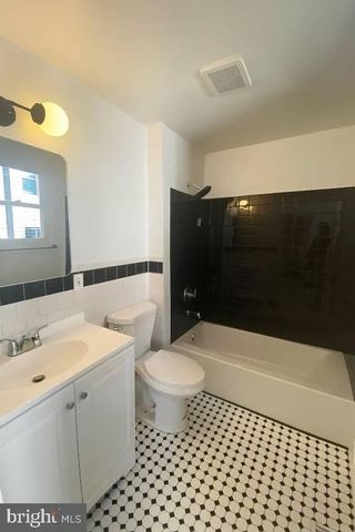 811 GORSUCH AVE, Baltimore, MD 21218