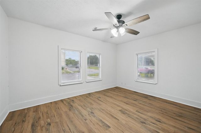 908 E Houston Street, Sherman, TX 75092