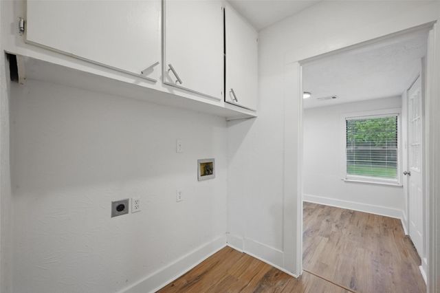 908 E Houston Street, Sherman, TX 75092