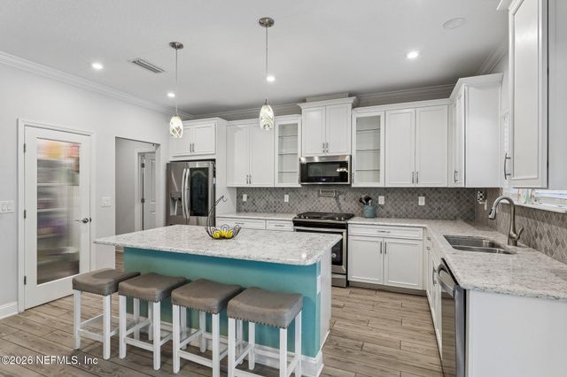 212 WINTERBERRY Court, St. Johns, FL 32259