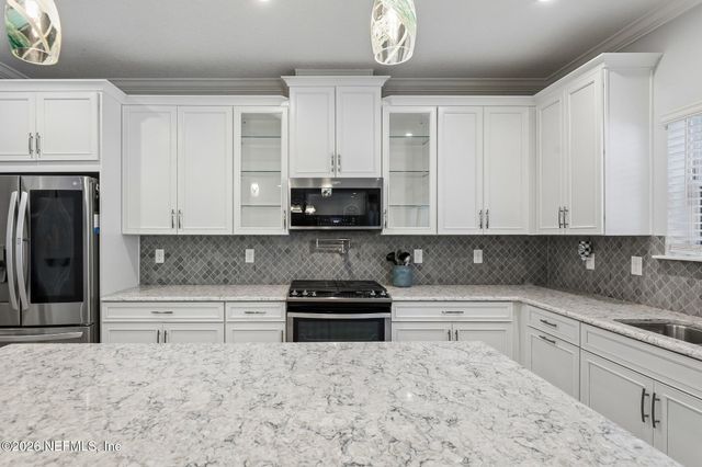 212 WINTERBERRY Court, St. Johns, FL 32259