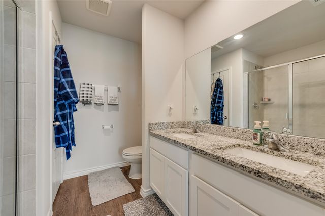 1117 Takeoff Avenue, Fort Worth, TX 76131