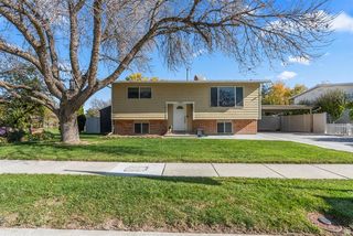 5809 S HAZELHURST DR, Taylorsville, UT 84129