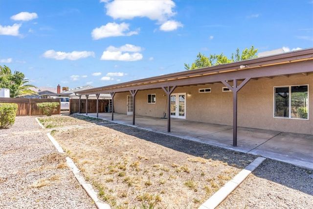 11183 Merino Avenue, Apple Valley, CA 92308