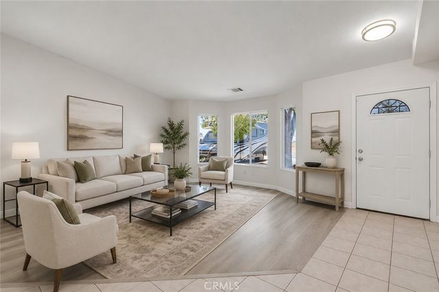 11183 Merino Avenue, Apple Valley, CA 92308