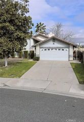 13599 Vellanto, Moreno Valley, CA 92553