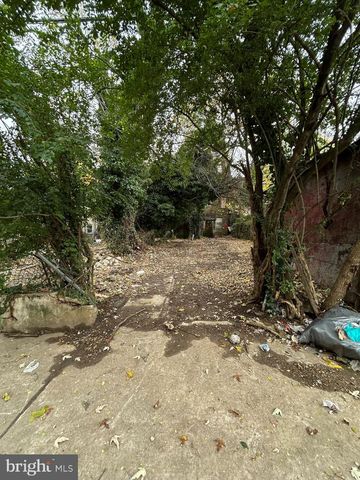 2846 W NORTH AVE, Baltimore, MD 21216