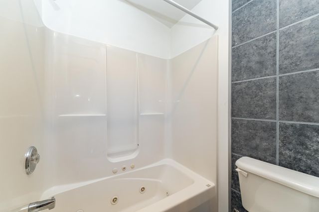2717 Oslo Court NE, Rochester, MN 55906