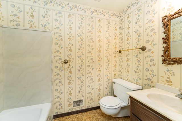 2717 Oslo Court NE, Rochester, MN 55906