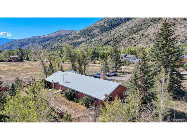 17105 County Road 220, Salida, CO 81201
