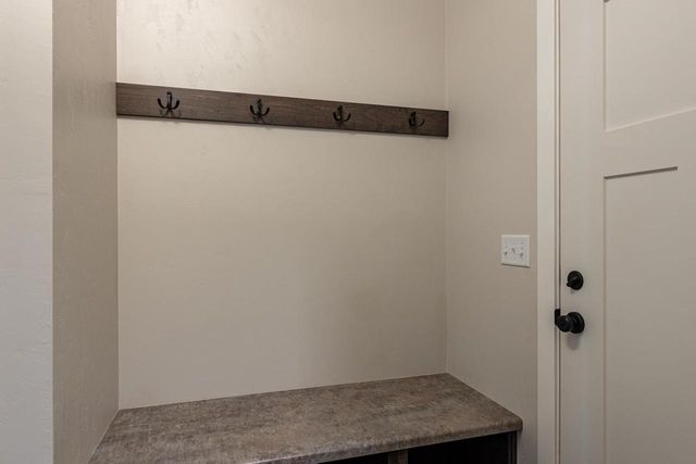 1009 LOTUS TRAIL, Menasha, WI 54952